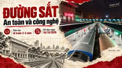 Ảnh tư liệu sân ga Hà Nội năm 2019 kết hợp nét vẽ than trong ảnh bìa biên tập về nhiệm vụ phát triển đường sắt.